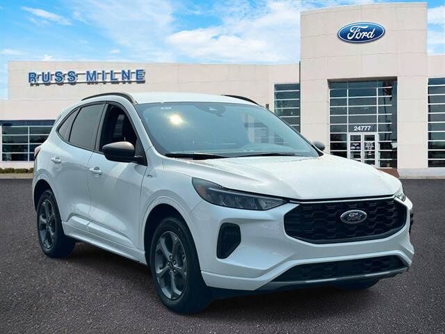 2024 FORD Escape