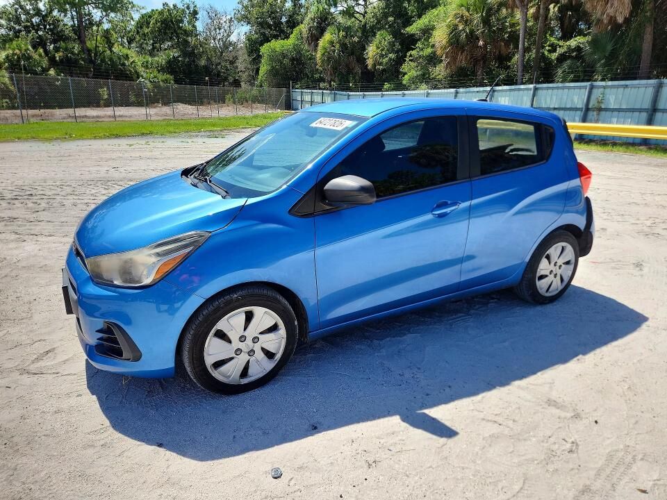 2017 CHEVROLET Spark