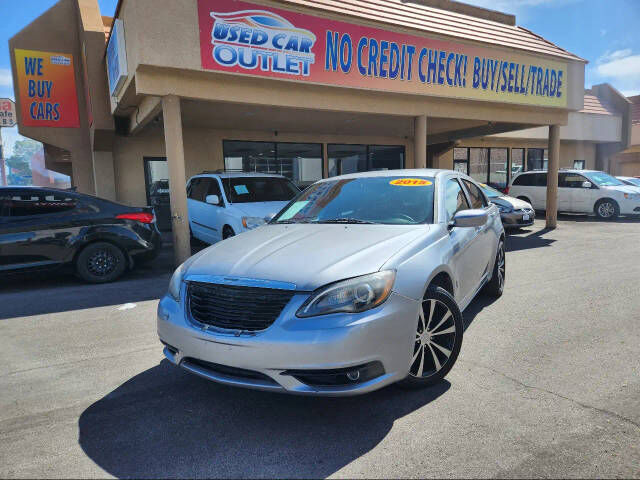 2013 CHRYSLER 200