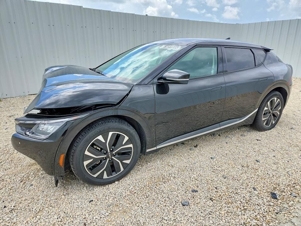 2024 KIA EV6