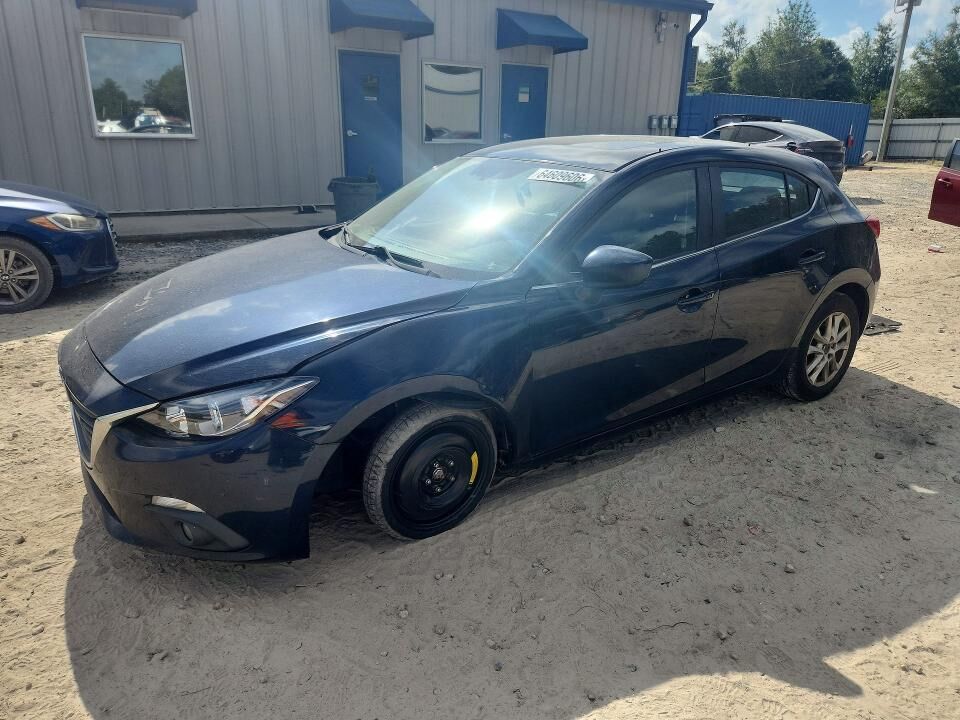 2016 MAZDA Mazda3