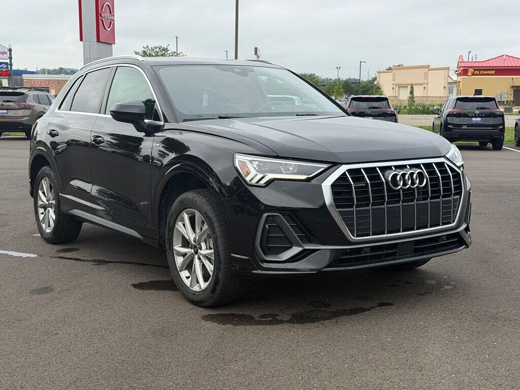 2025 AUDI Q3