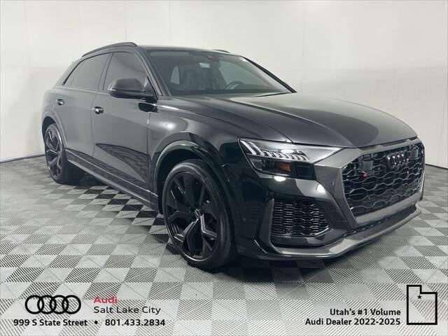 2023 AUDI RS Q8