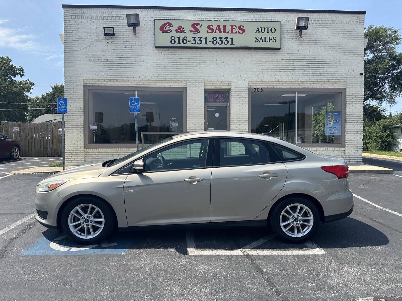 2016 FORD Focus