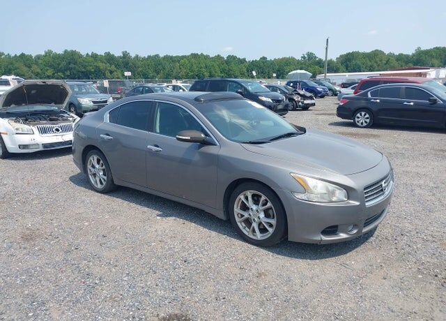 2014 NISSAN Maxima