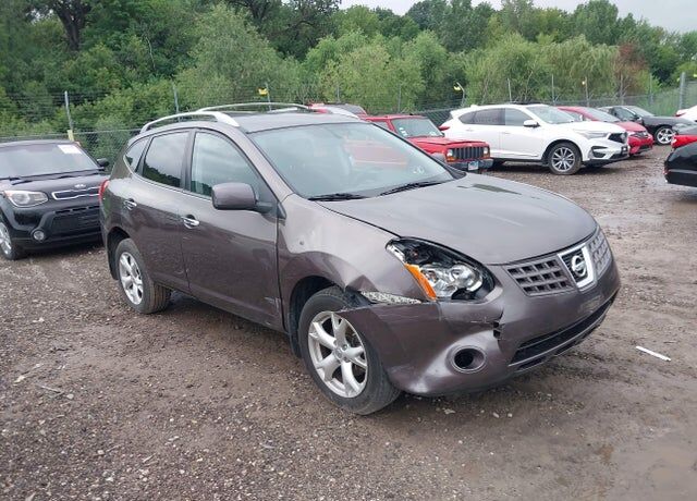 2010 NISSAN Rogue