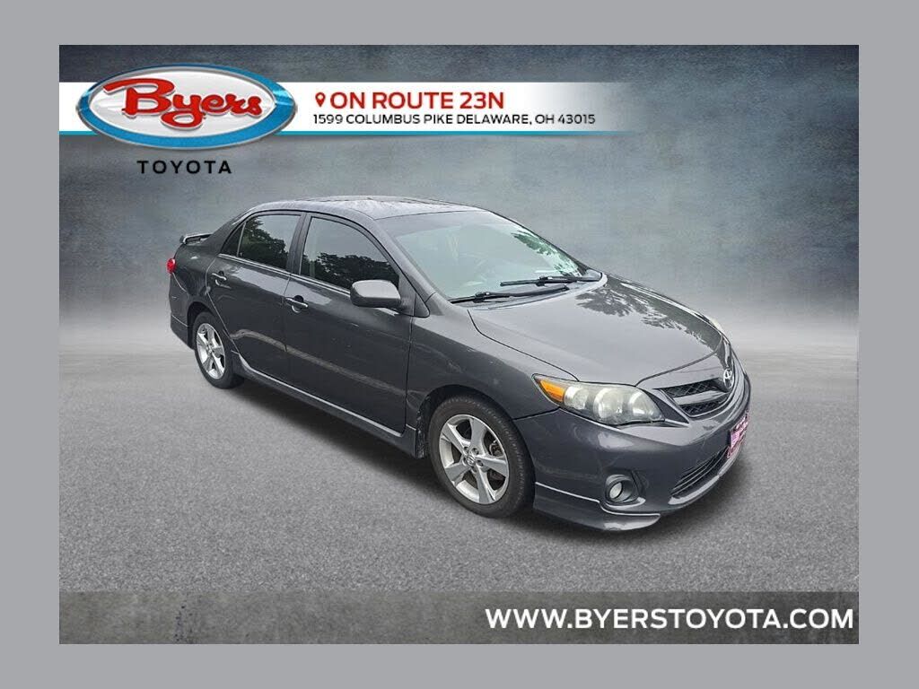 2013 TOYOTA Corolla