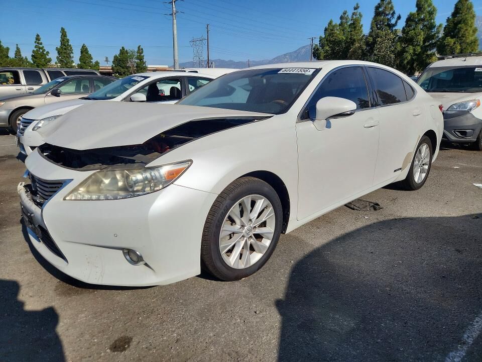 2013 LEXUS ES