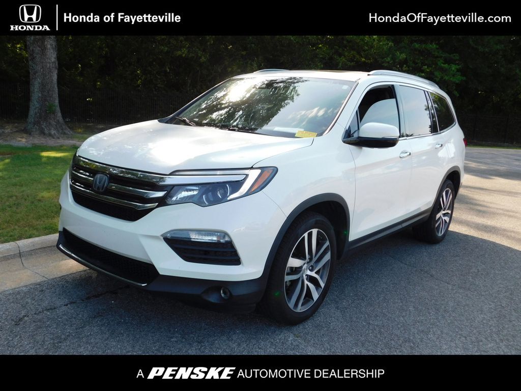 2017 HONDA Pilot