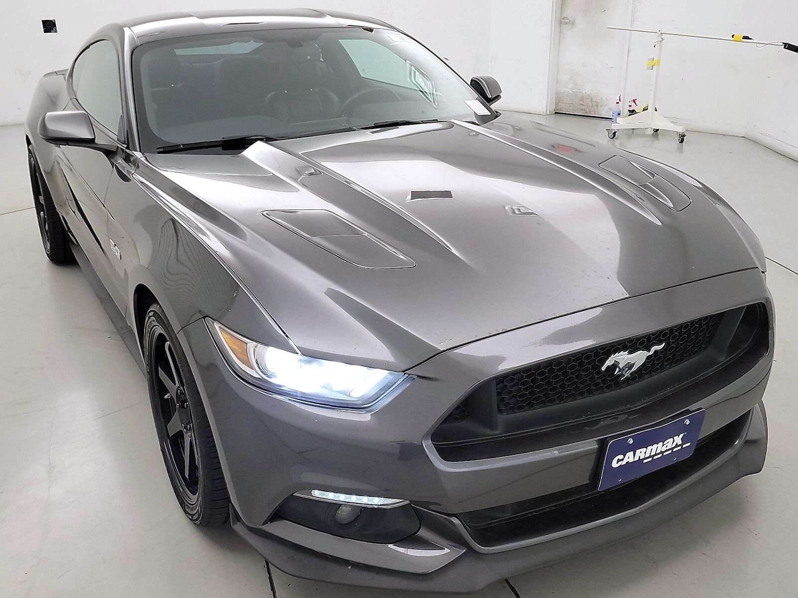 2017 FORD Mustang