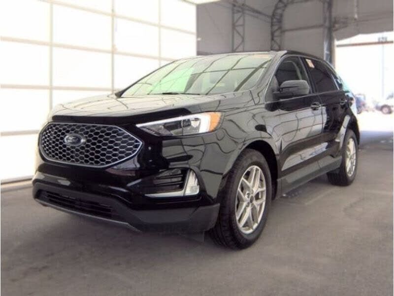 2023 FORD Edge