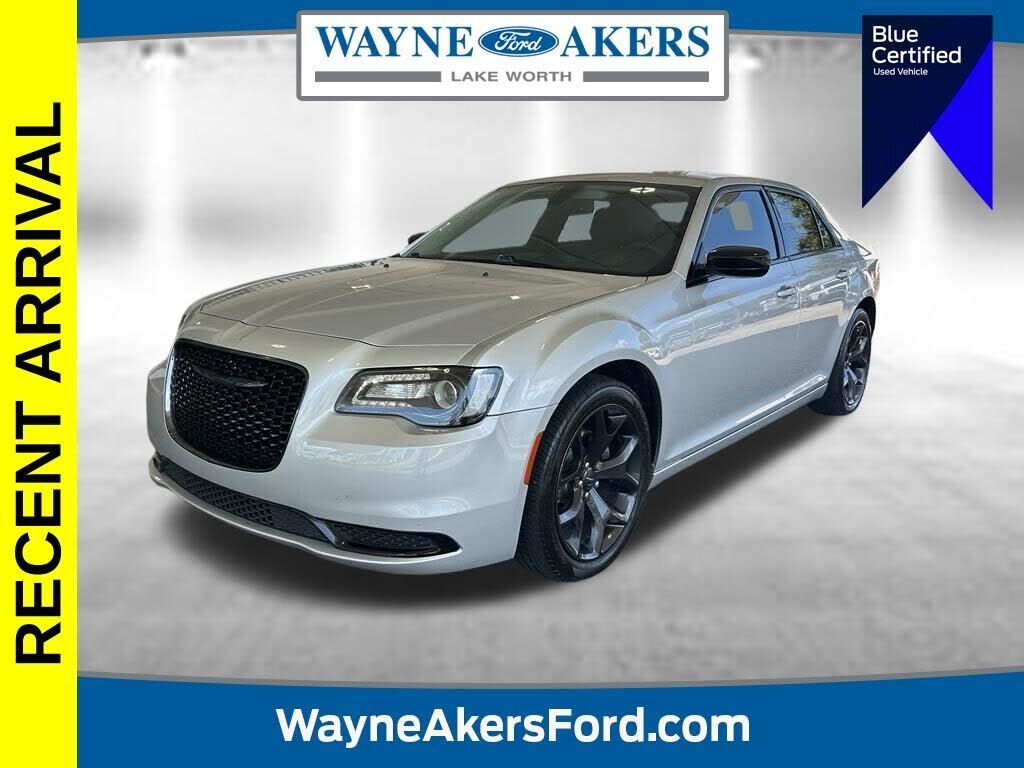 2021 CHRYSLER 300