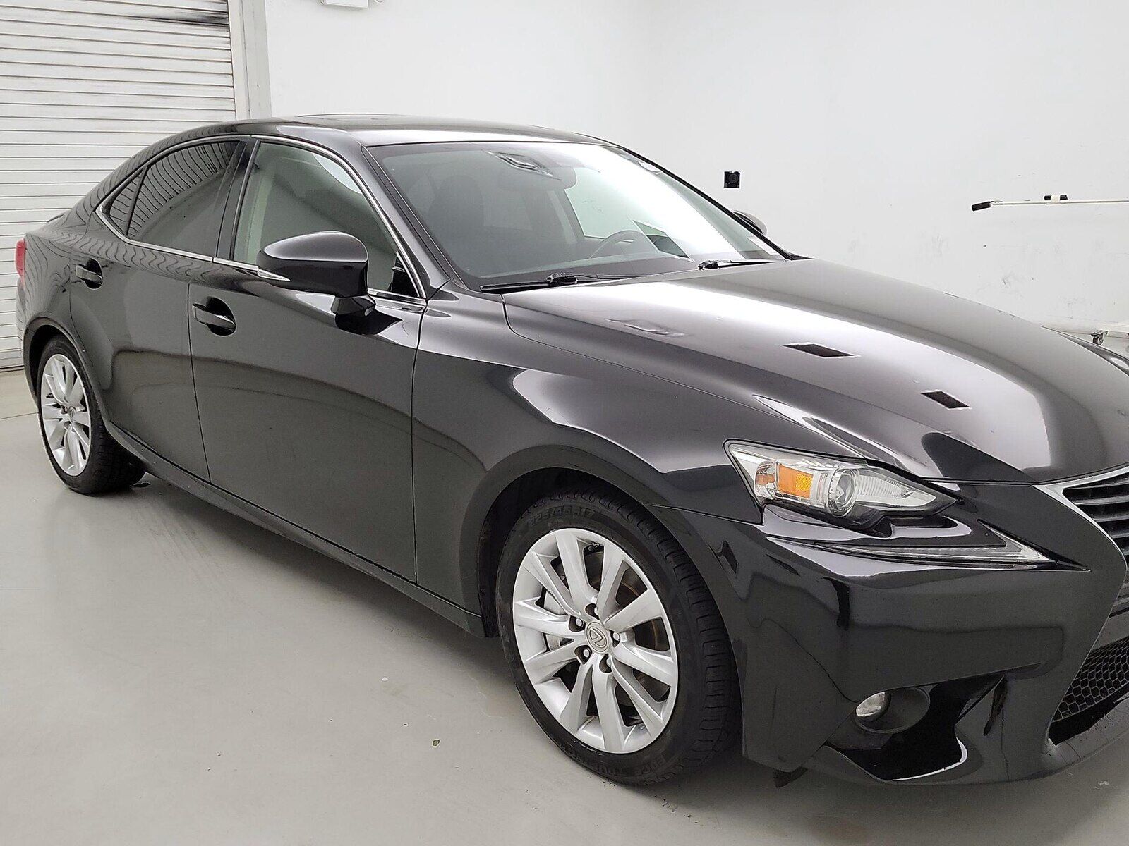 2016 LEXUS IS