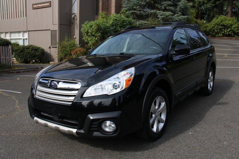 2014 SUBARU Outback