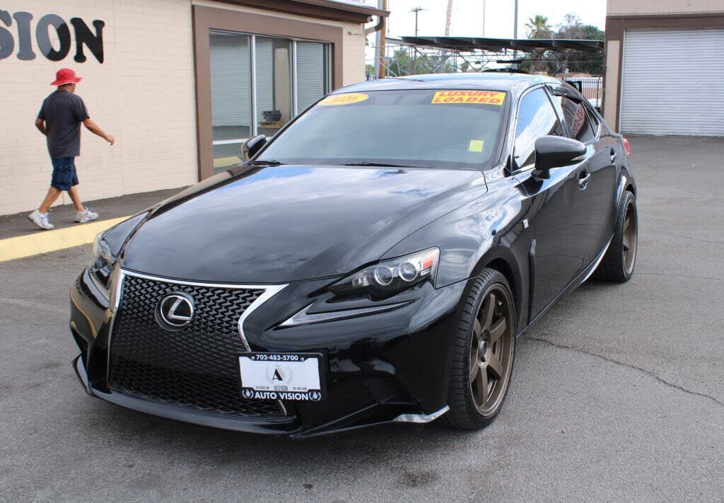 2016 LEXUS IS