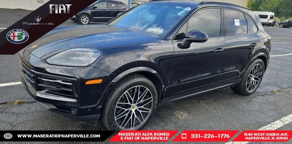 2024 PORSCHE Cayenne