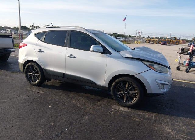 2015 HYUNDAI Tucson