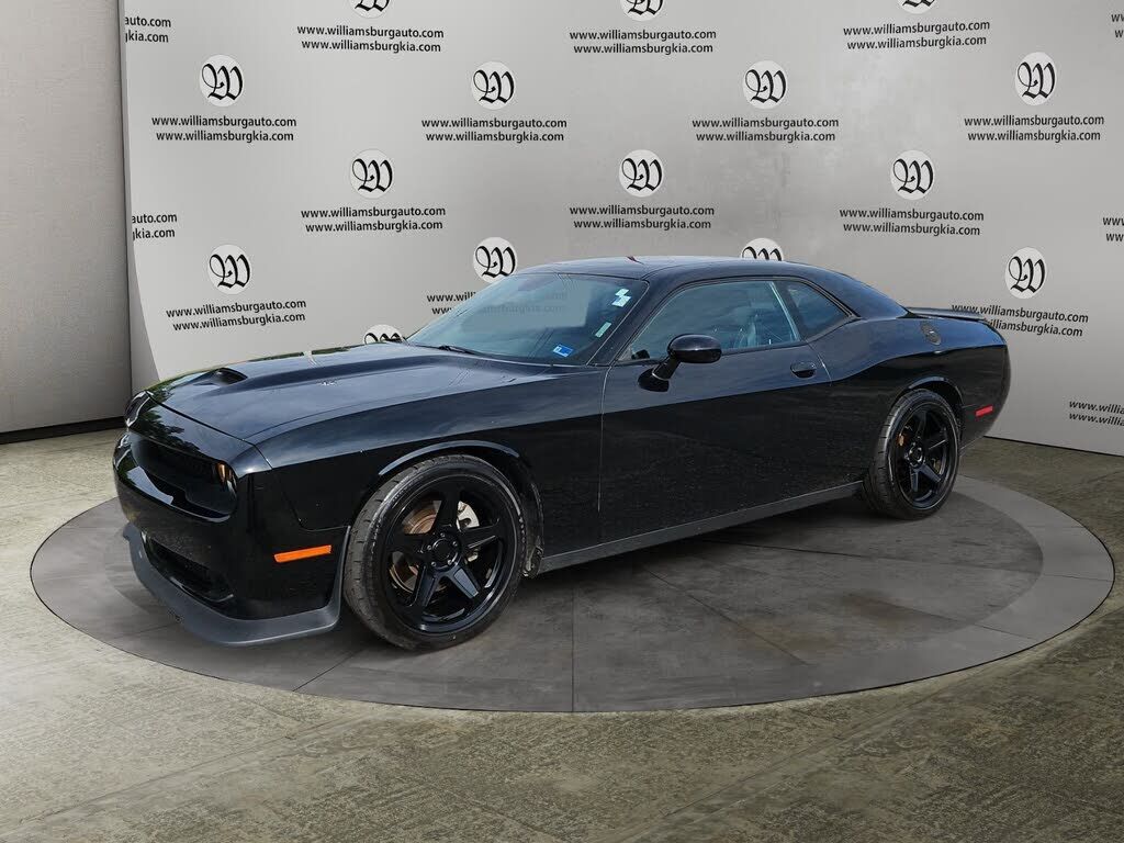 2021 DODGE Challenger