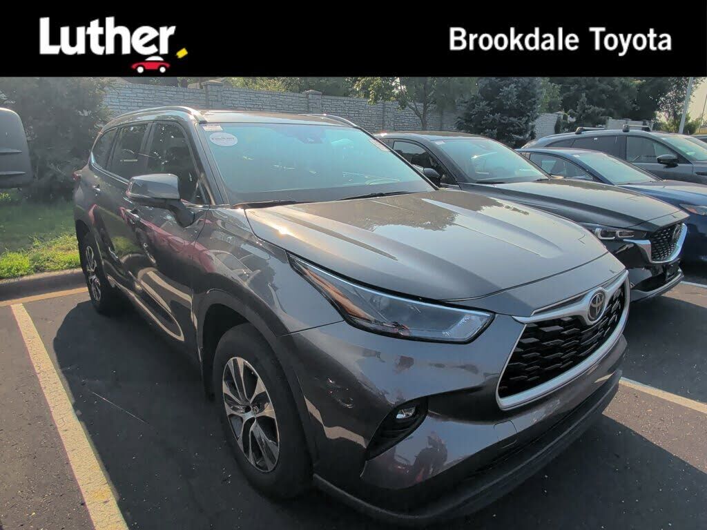 2023 TOYOTA Highlander