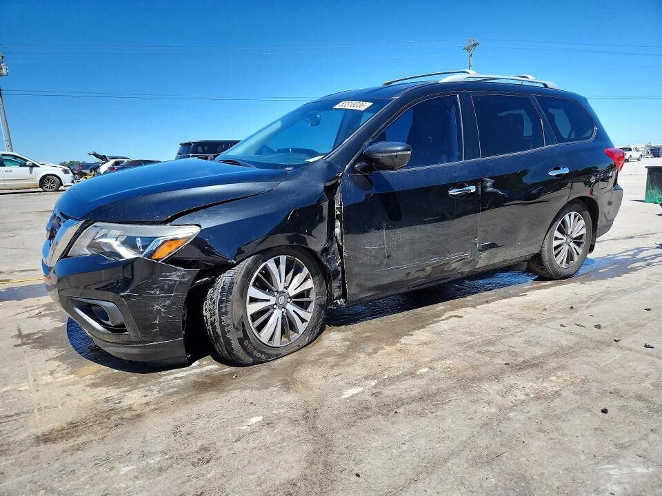 2017 NISSAN Pathfinder