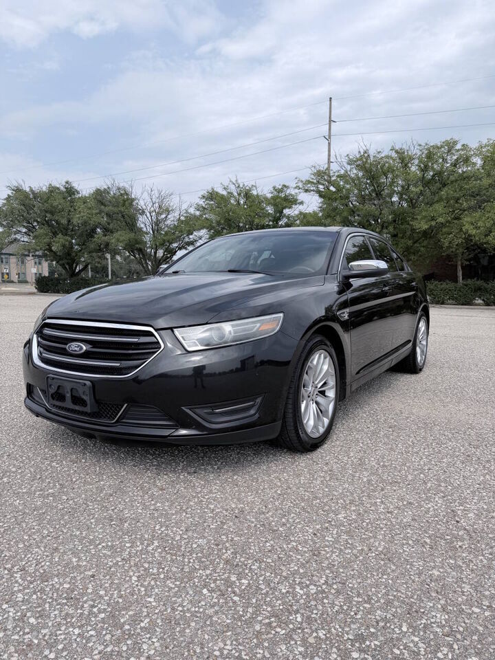 2015 FORD Taurus
