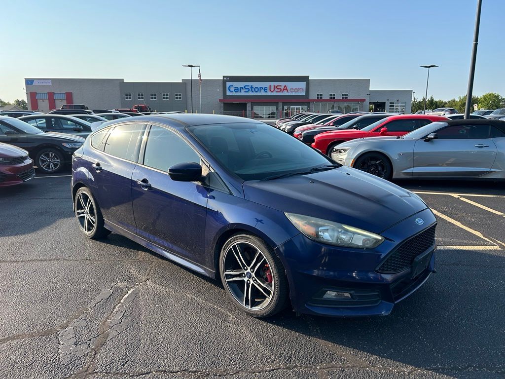 2016 FORD Focus
