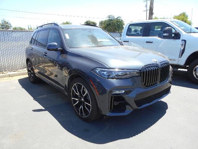 2020 BMW X7
