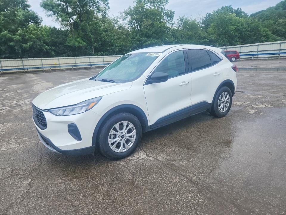 2023 FORD Escape