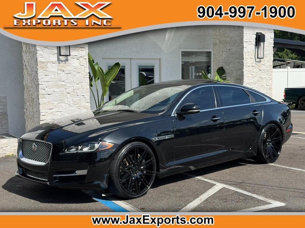 2016 JAGUAR XJ