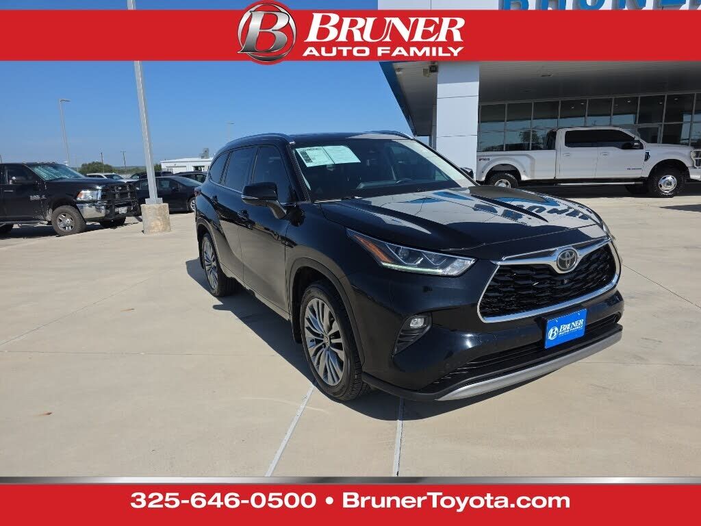 2020 TOYOTA Highlander