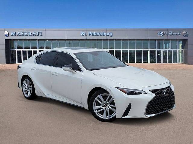 2023 LEXUS IS