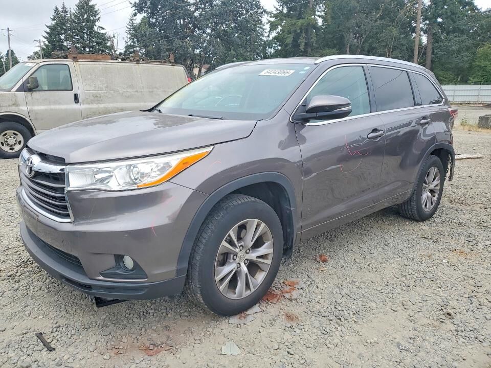 2014 TOYOTA Highlander