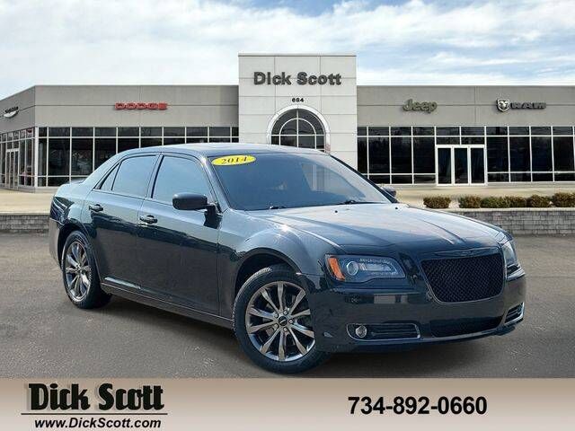 2014 CHRYSLER 300