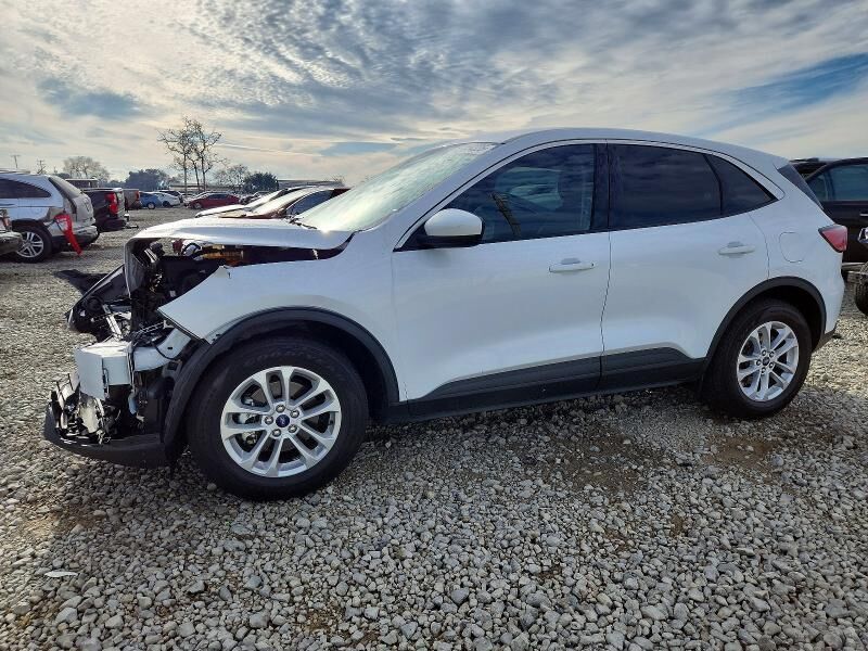 2021 FORD Escape