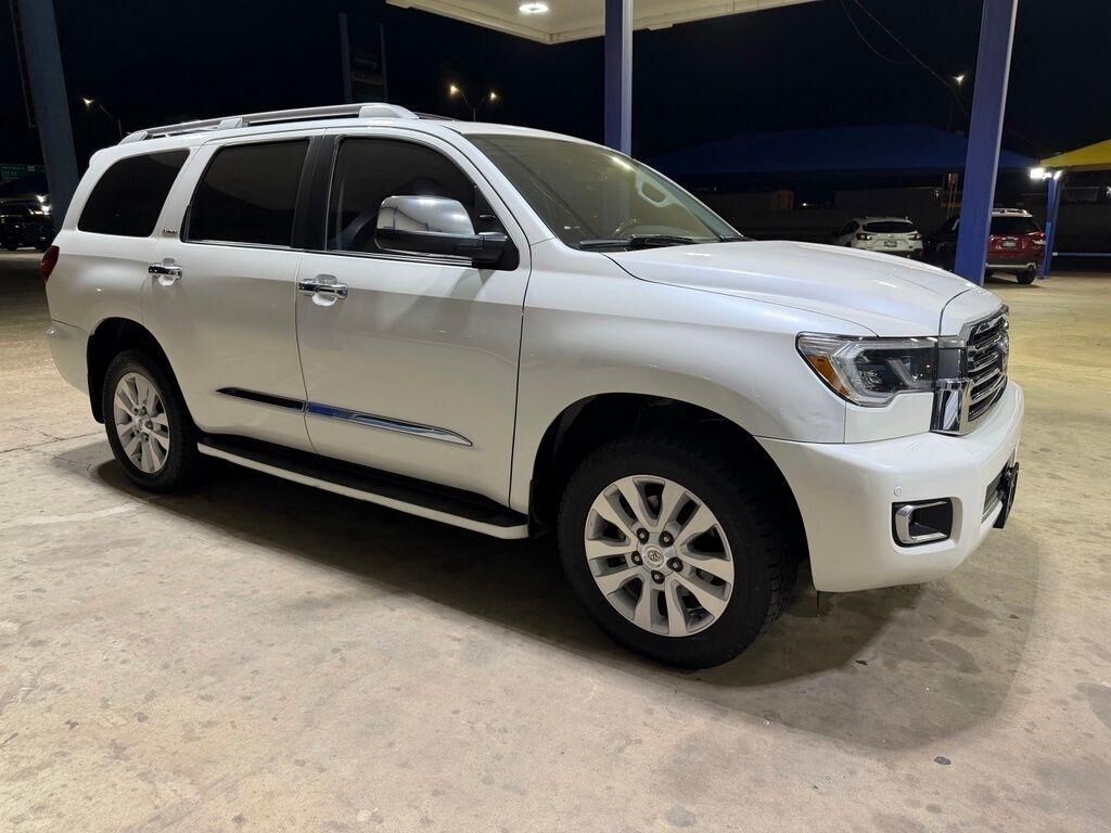 2019 TOYOTA Sequoia