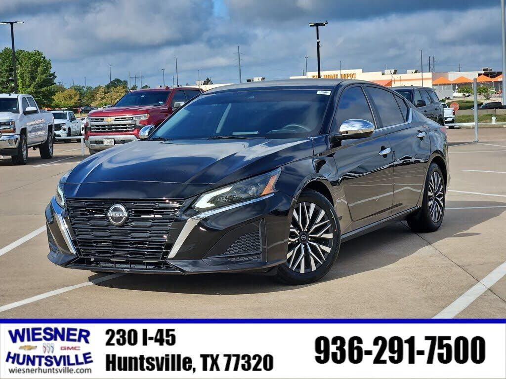 2024 NISSAN Altima