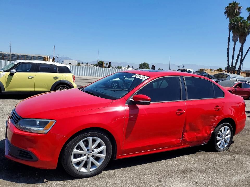 2012 VOLKSWAGEN Jetta