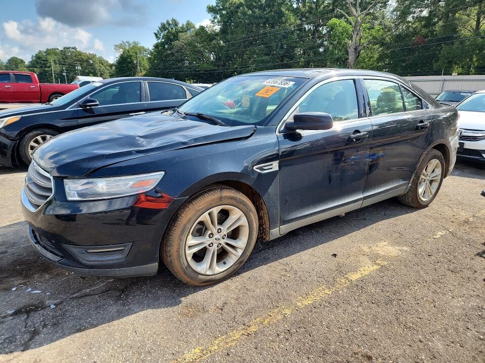 2013 FORD Taurus