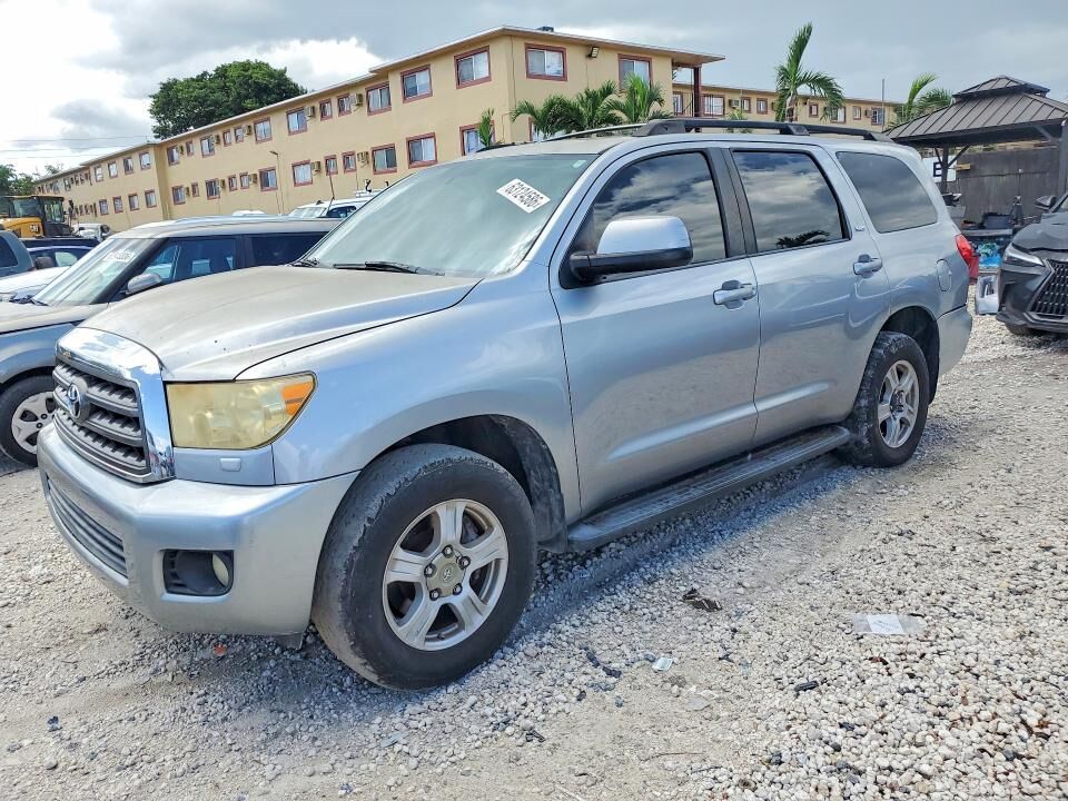 2011 TOYOTA Sequoia