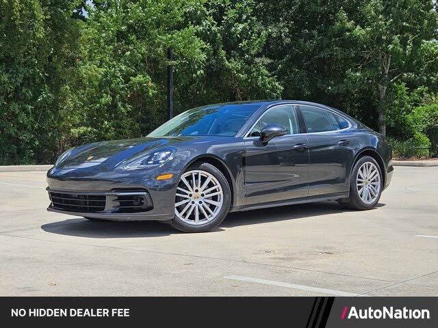 2017 PORSCHE Panamera