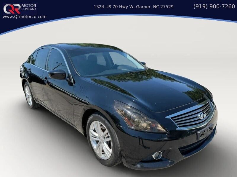 2015 INFINITI Q40