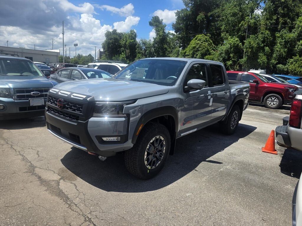 2026 NISSAN Frontier