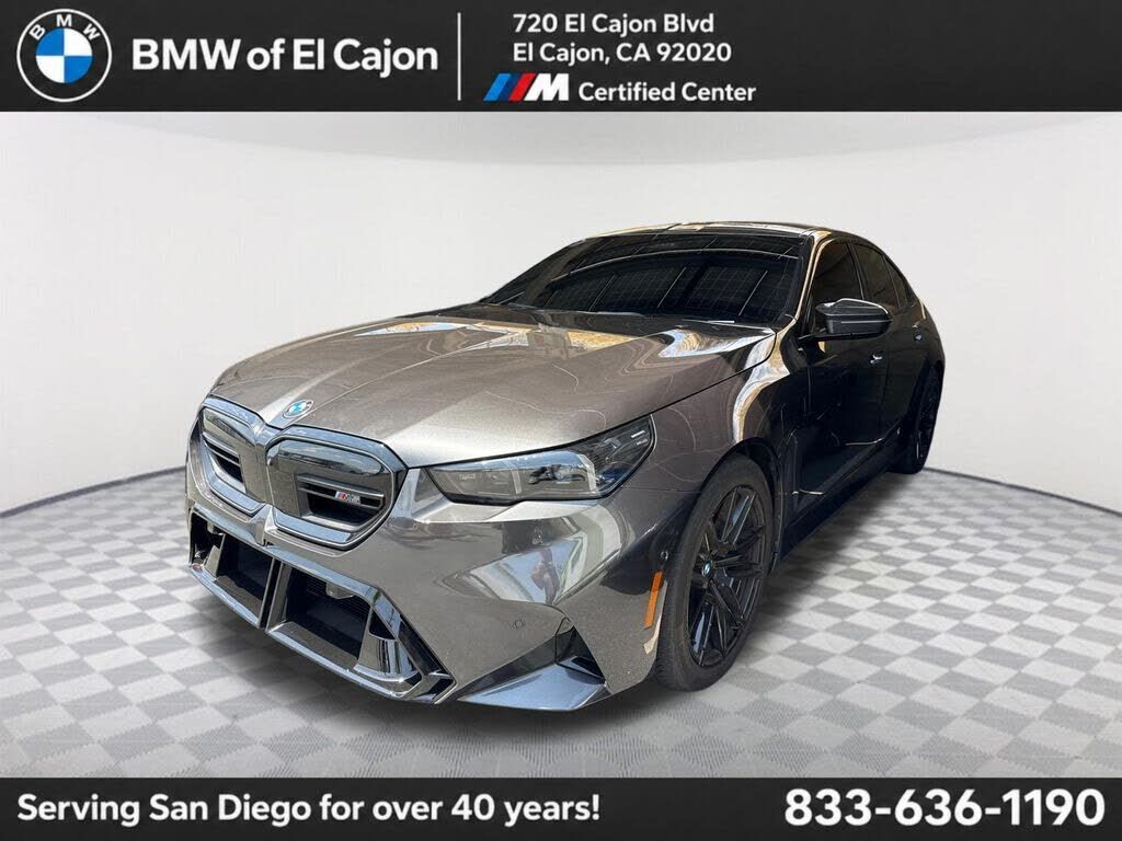 2025 BMW M5