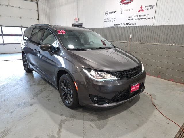 2020 CHRYSLER Pacifica