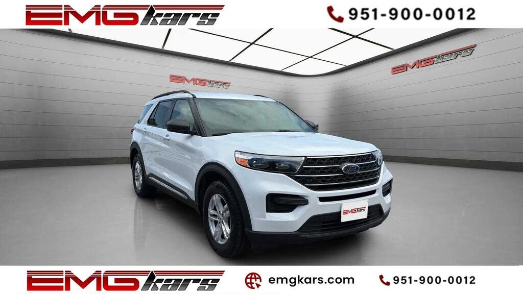2022 FORD Explorer