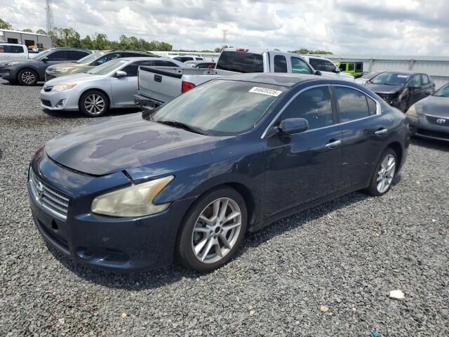 2012 NISSAN Maxima