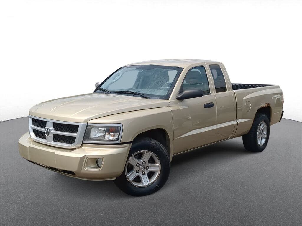 2011 DODGE Dakota