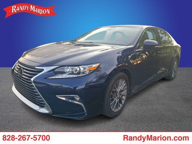 2018 LEXUS ES