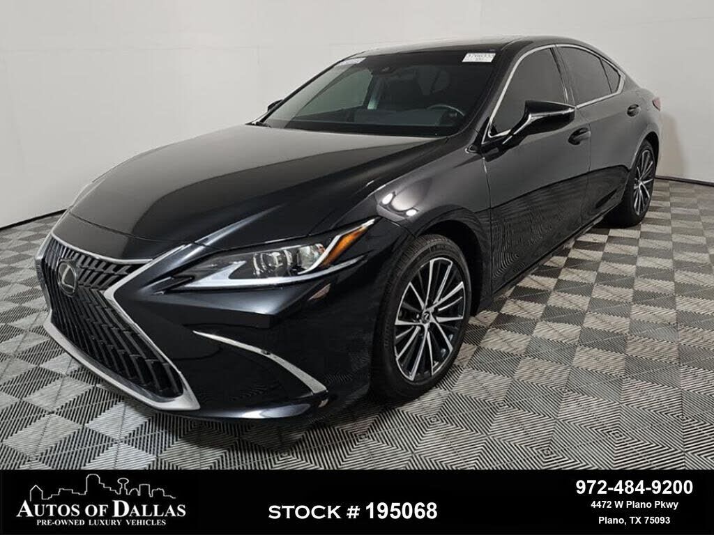 2025 LEXUS ES
