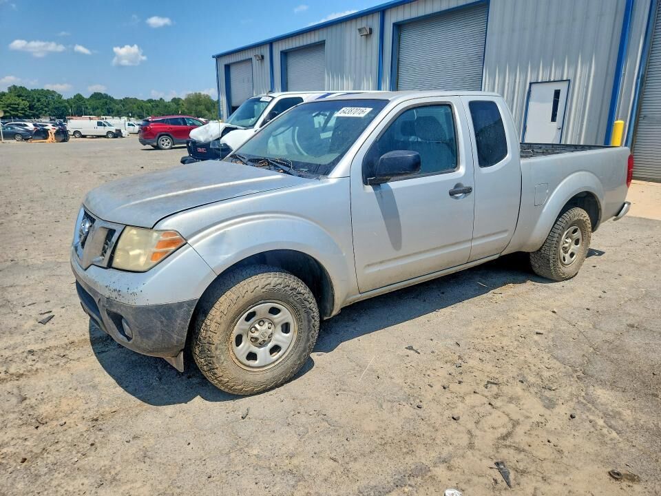 2011 NISSAN Frontier